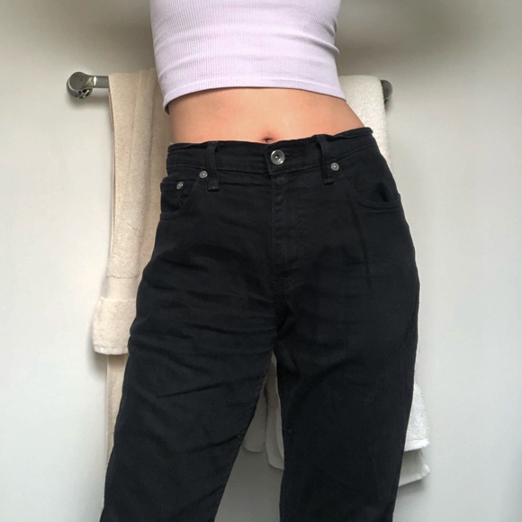 Levi Jeans - Picture 2 of 5